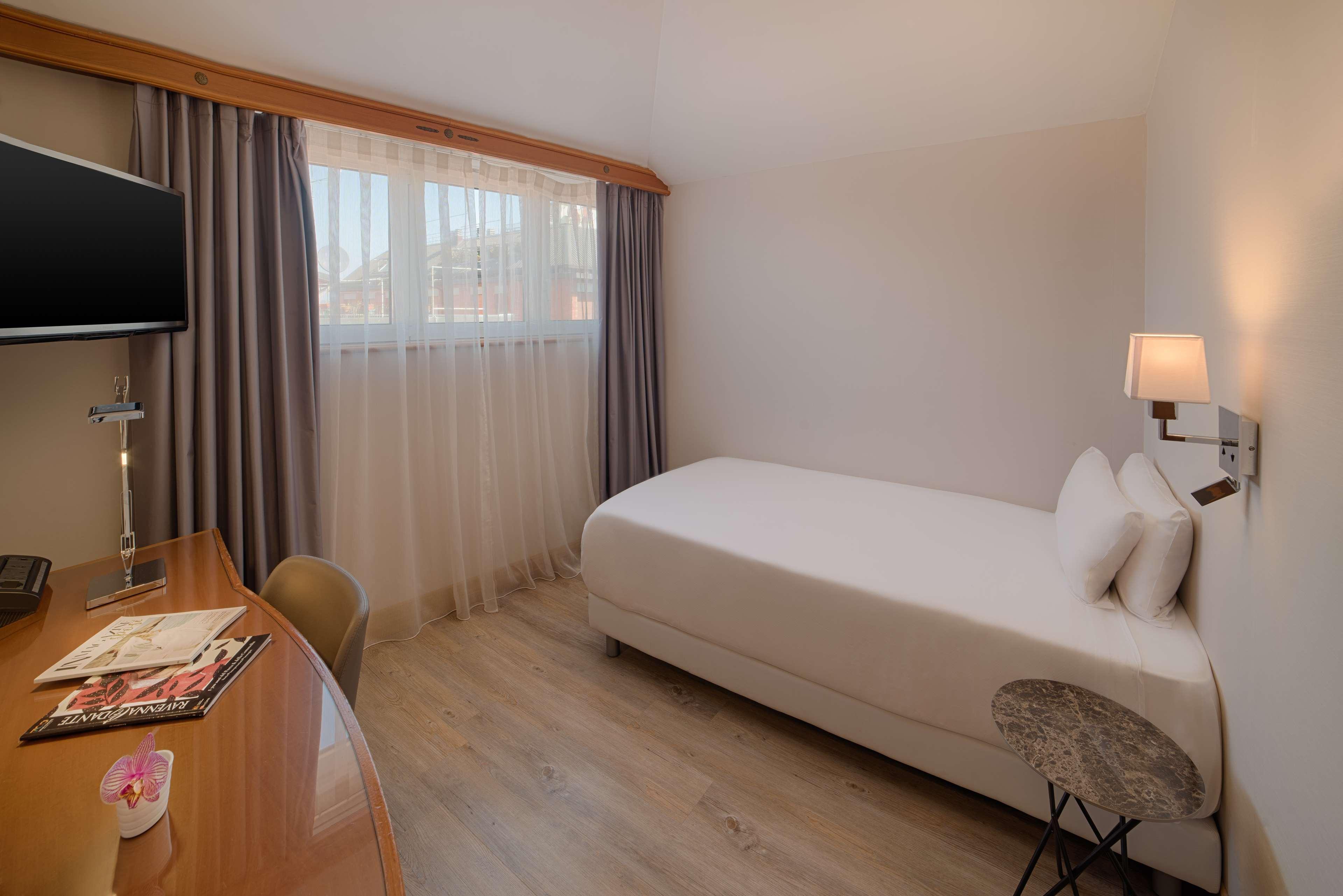 Hotel Nh Ravenna Esterno foto