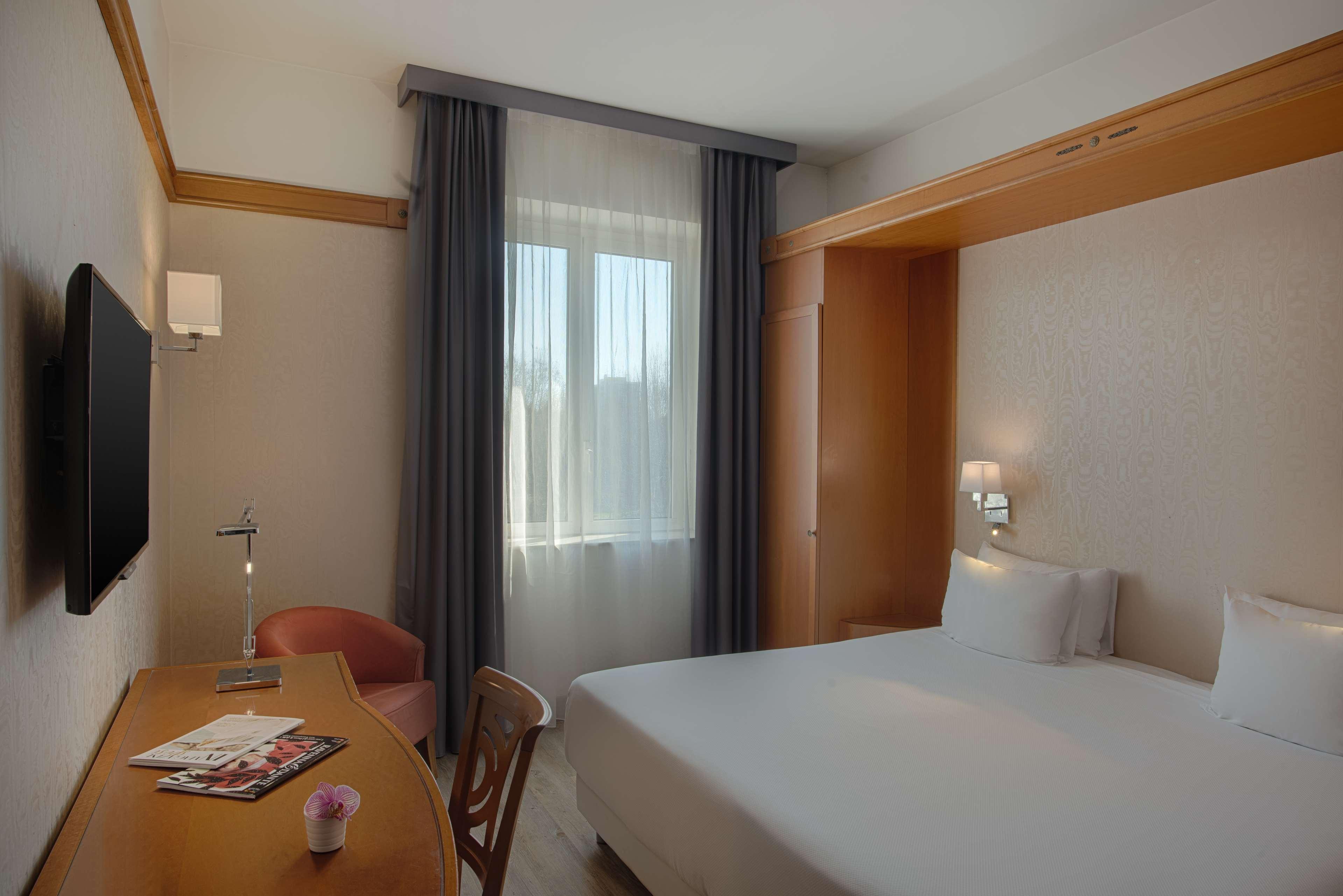 Hotel Nh Ravenna Esterno foto