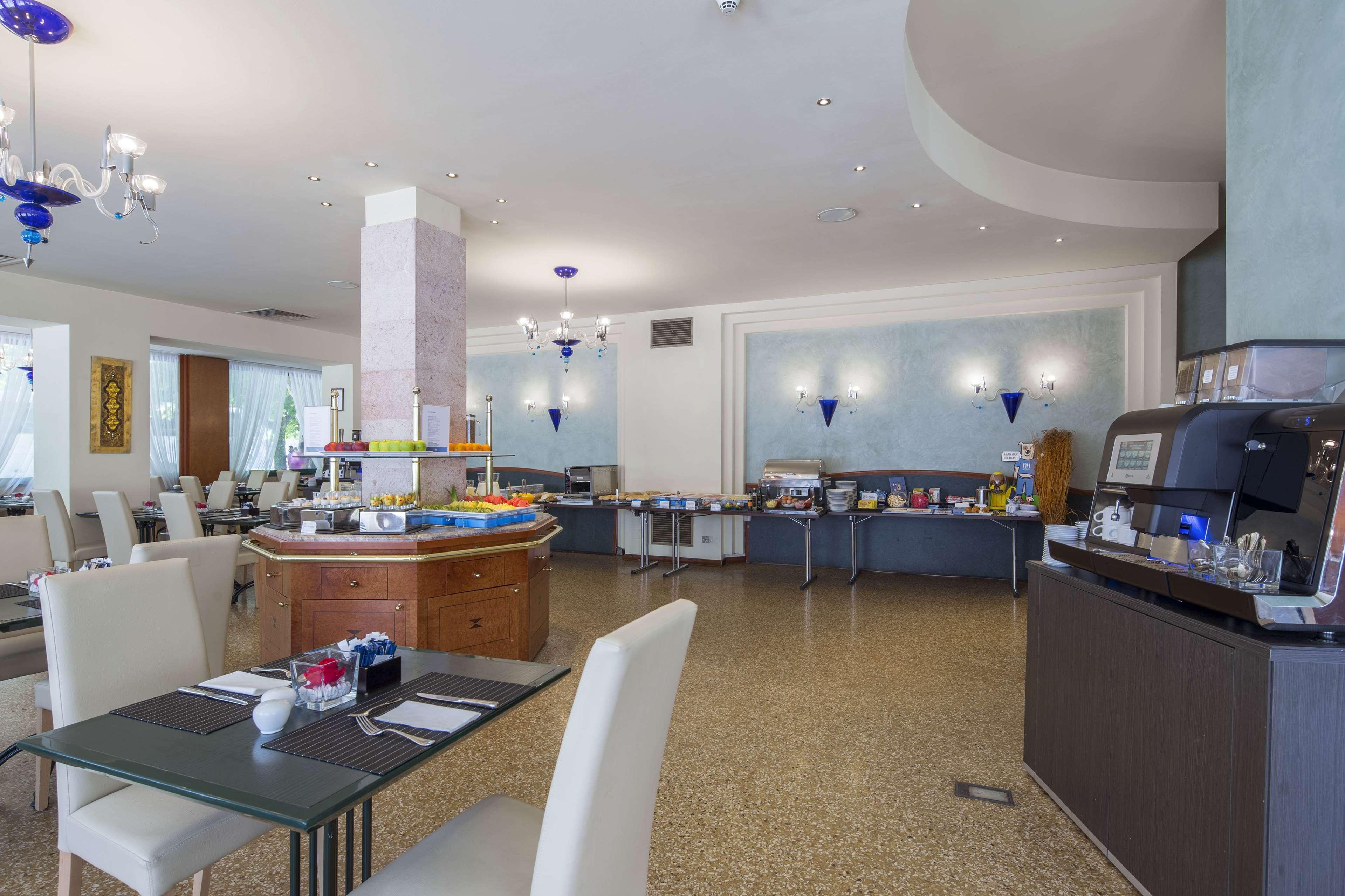 Hotel Nh Ravenna Esterno foto