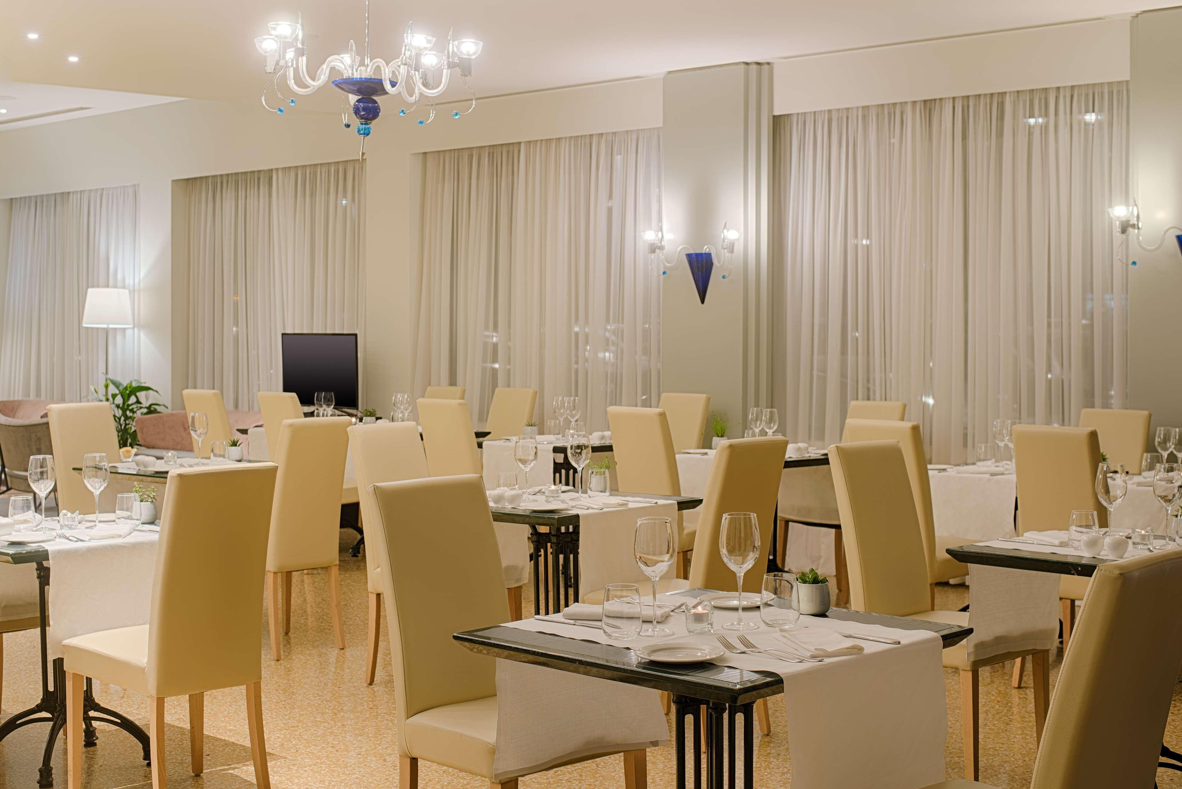 Hotel Nh Ravenna Esterno foto