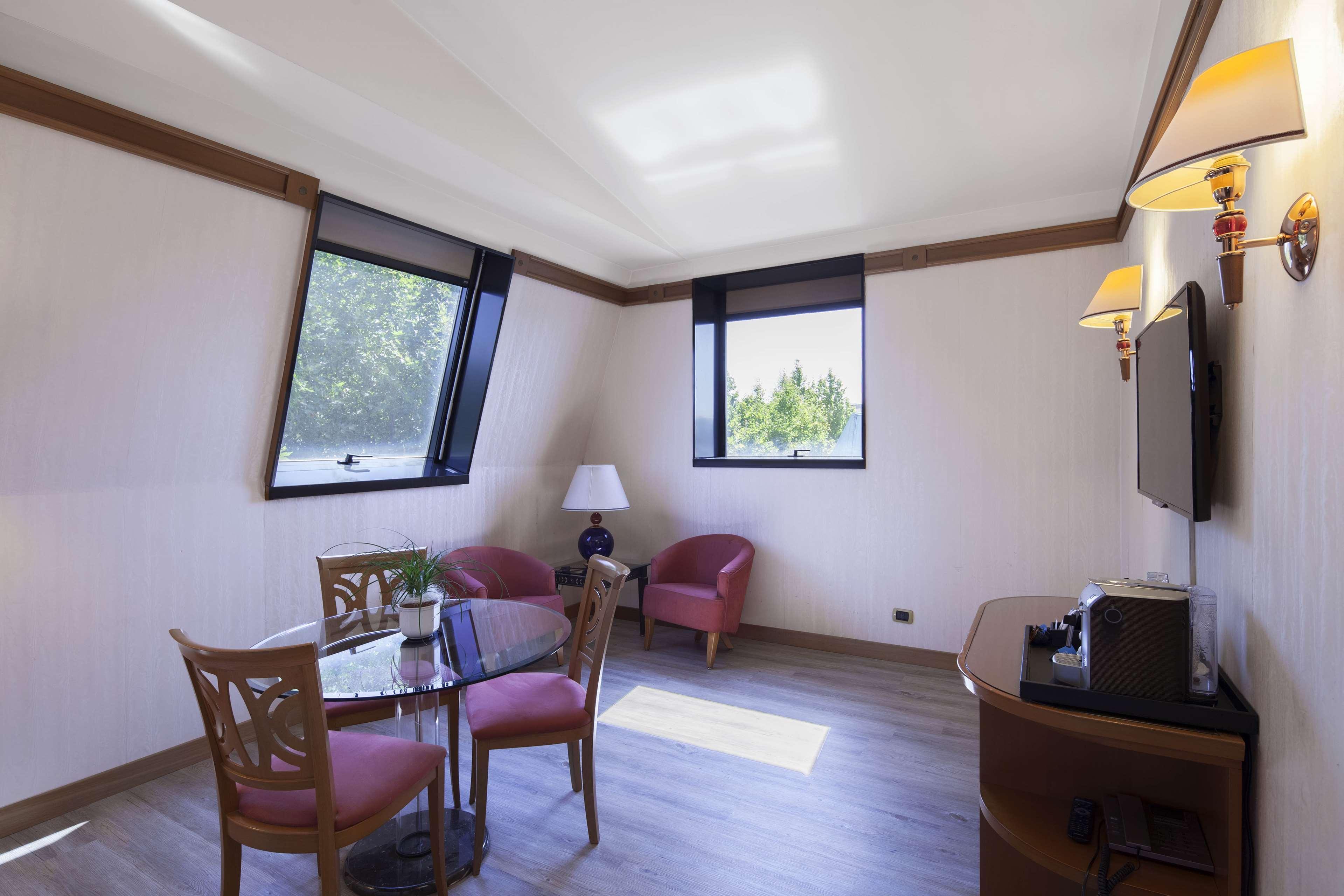 Hotel Nh Ravenna Esterno foto