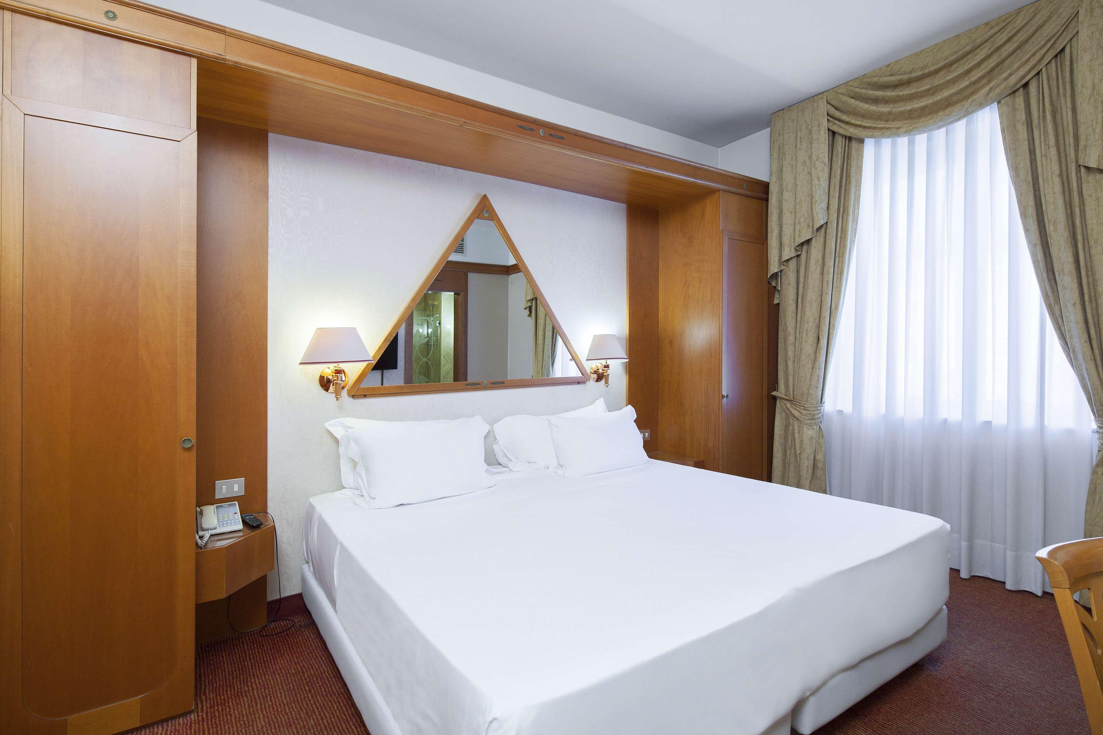 Hotel Nh Ravenna Esterno foto